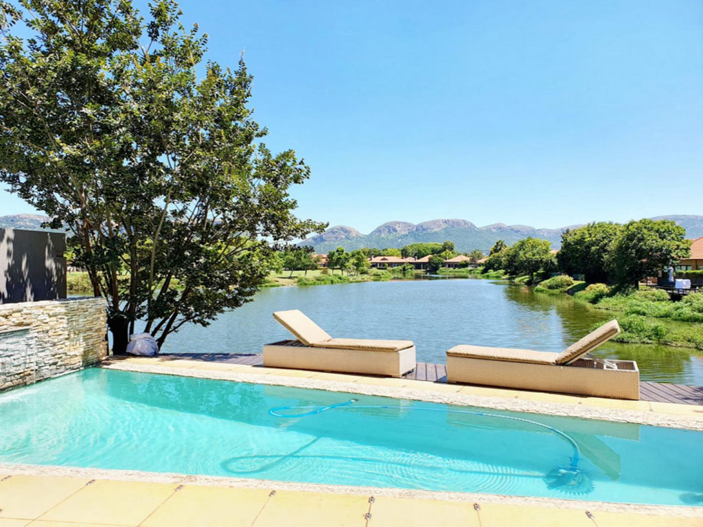 The Pecan Lake Guesthouse