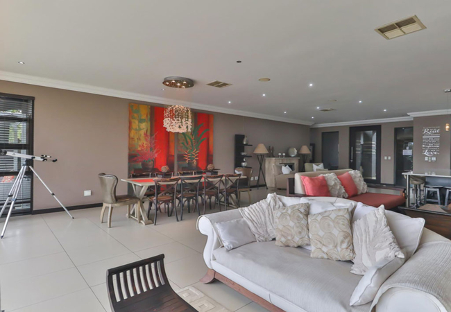 The Pecan Lake Guesthouse