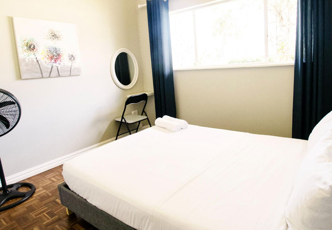 Unit 1 Double bedroom