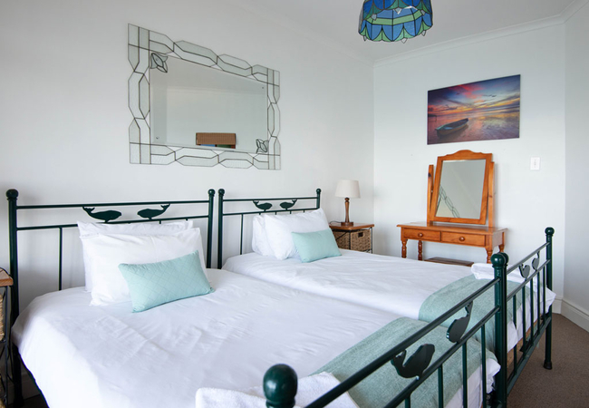 Penguin @ Whale Of A Time