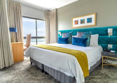 The Peninsula All-Suite Hotel