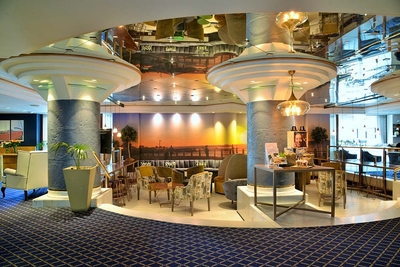 The Peninsula All-Suite Hotel