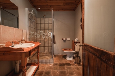 Penwarn Mthini Lodge
