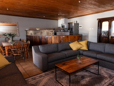 Penwarn Mthini Lodge