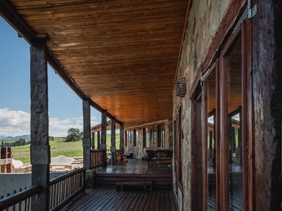 Penwarn Mthini Lodge