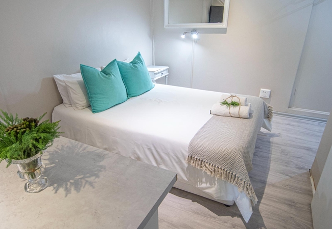 Lakeside Suite No. 3