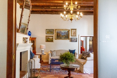 Manor Suite