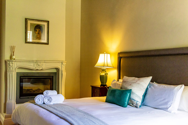 Manor Suite