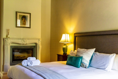 Manor Suite