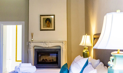 Manor Suite