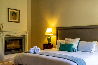 Manor Suite