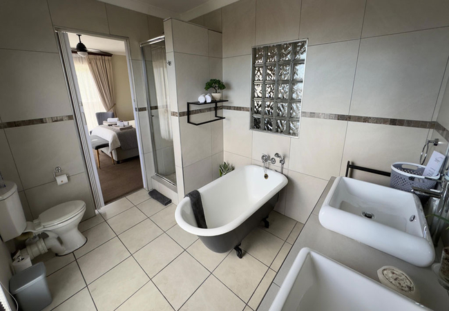 Deluxe Room 2 en-suite