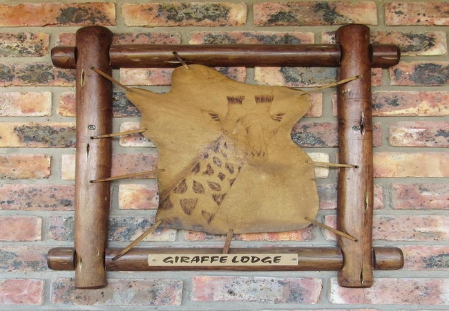 Giraffe Lodge
