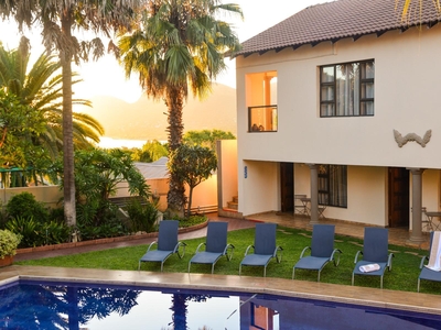 Ponciana Superior Guesthouse