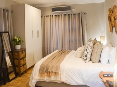 Luxury 2-Bedroom Suite