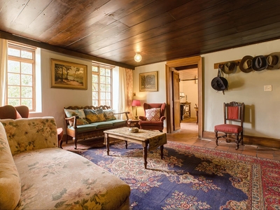 Portland Manor