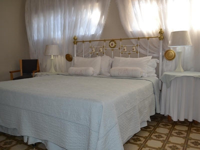 LUXURY DOUBLE (Full bathroom)