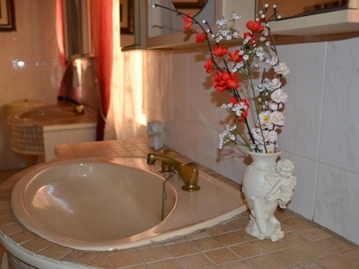 LUXURY DOUBLE (Full bathroom)