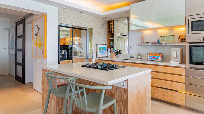 Prime Beach Clifton Apartment