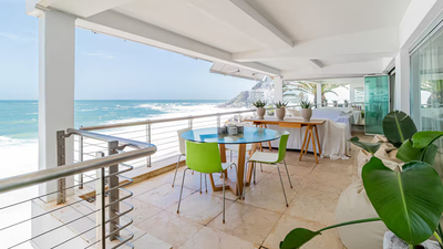 Prime Beach Clifton Apartment