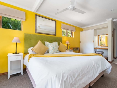 Room 5: Deluxe King Room