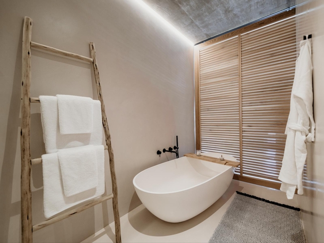 Khoi King Suite with Sea View