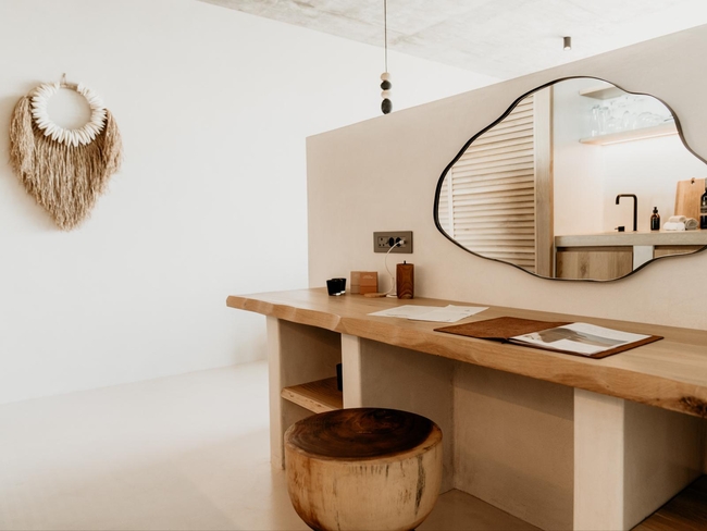 Khoi King Suite with Sea View