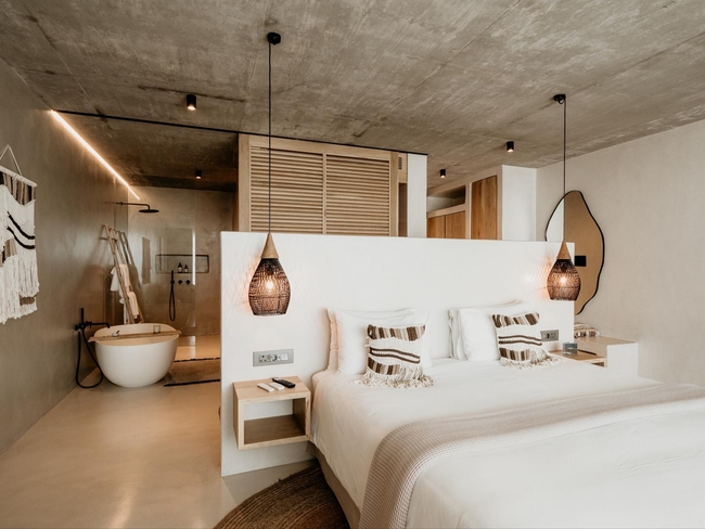 San King Suite with Sea View