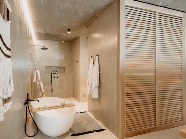 San King Suite with Sea View