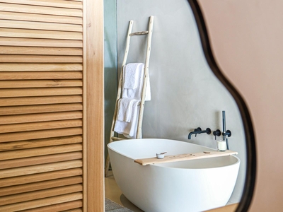 San King Suite with Sea View