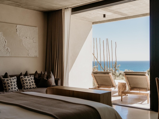 Olokun King Suite with Sea View