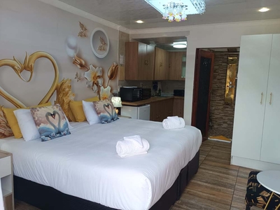 The Superior King Suite