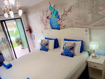 Garden Room C