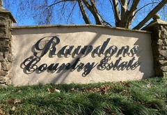 Rawdons Country Estate 2