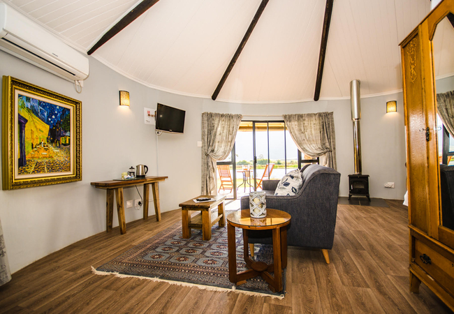 Kasteelberg Cottage - Lounge View