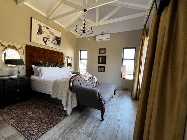 Queen Room with River View