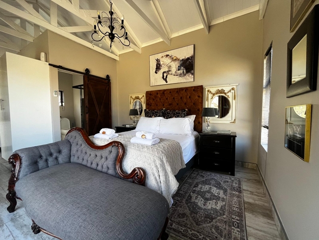 Queen Room with River View