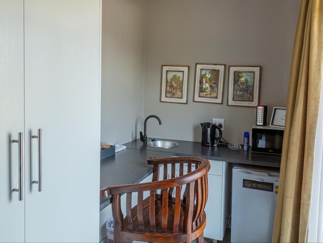 Queen Room with River View