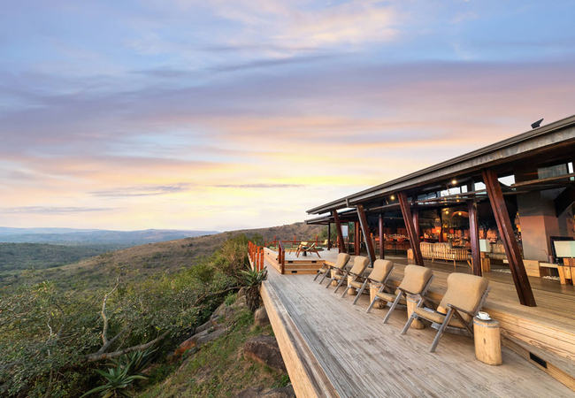 Rhino Ridge Safari Lodge