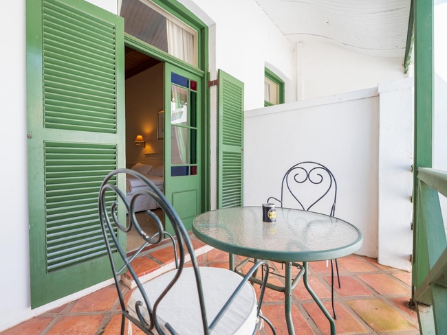 Superior Twin Suite 8 