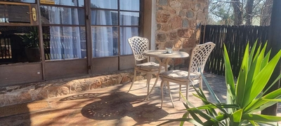 Golden Cottage - Pet Friendly Fenced