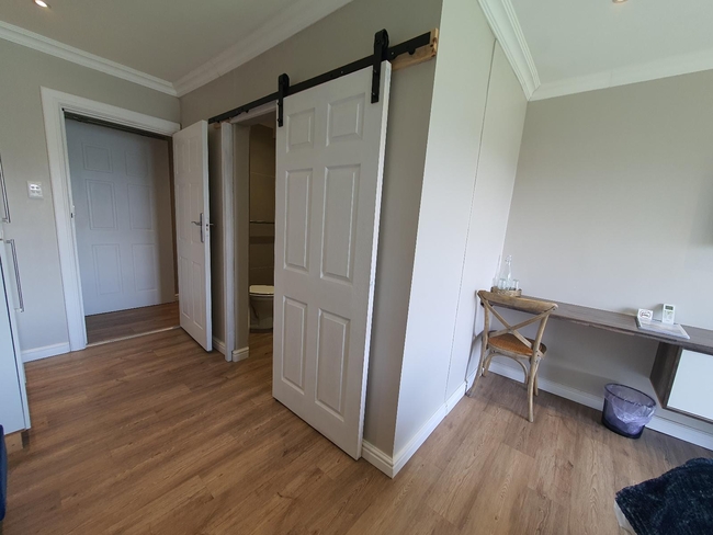 No 2 - Blue Room (Queen)