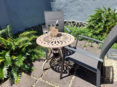 No 4 - Garden Room (Queen)