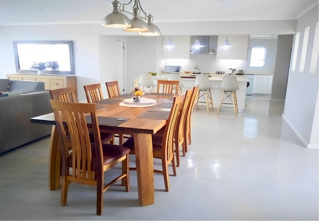 Dining Room Area