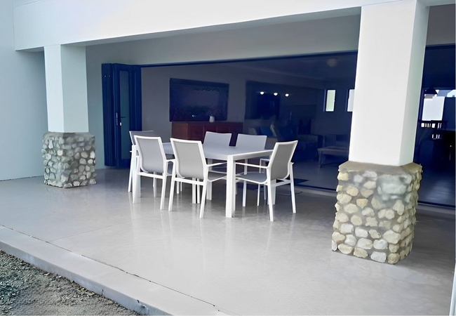 Rocherpan Holiday Home