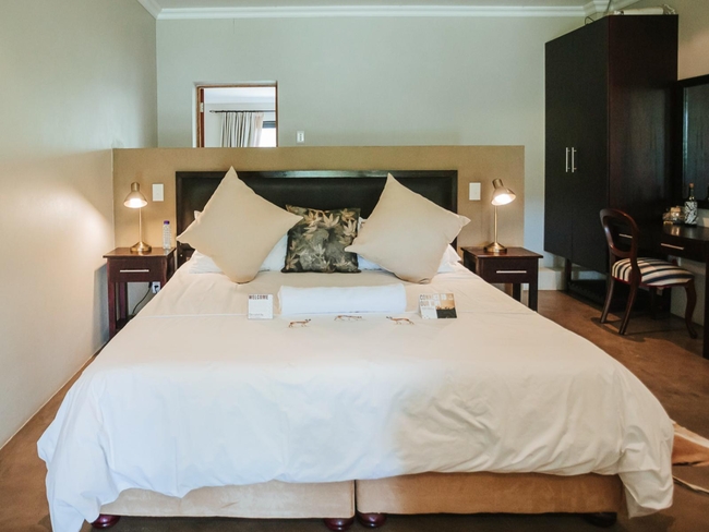 Giraffe Room