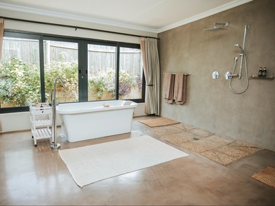 Giraffe Room