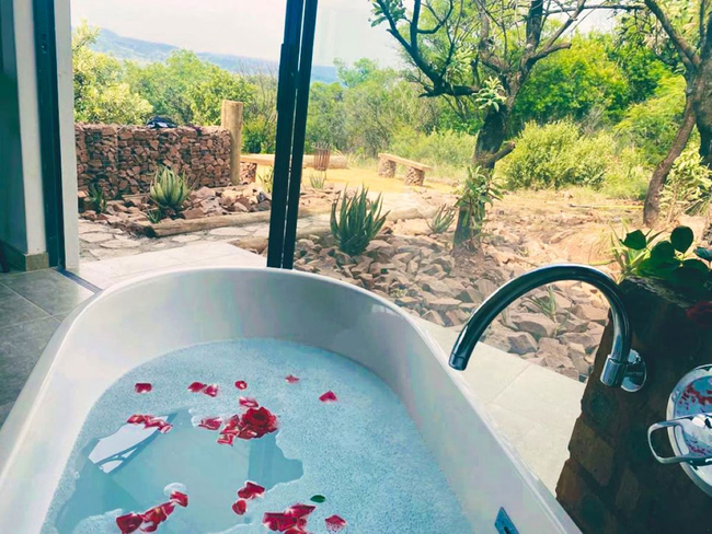 Rocky Road Mountain Lodge