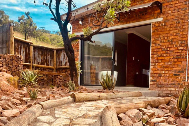 Rocky Road Mountain Lodge