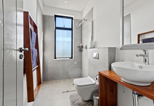 Romansbaai Moksha on the Sea